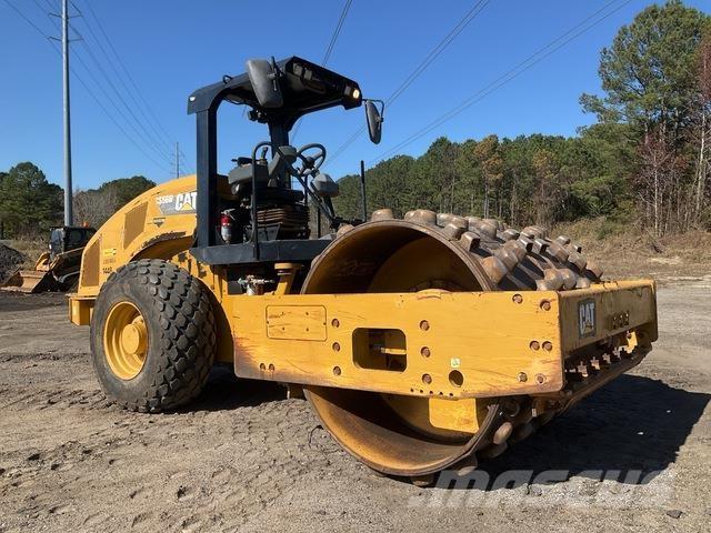 CAT CS56B 振動ローラ