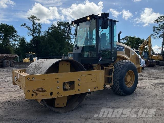 CAT CS66B 振動ローラ