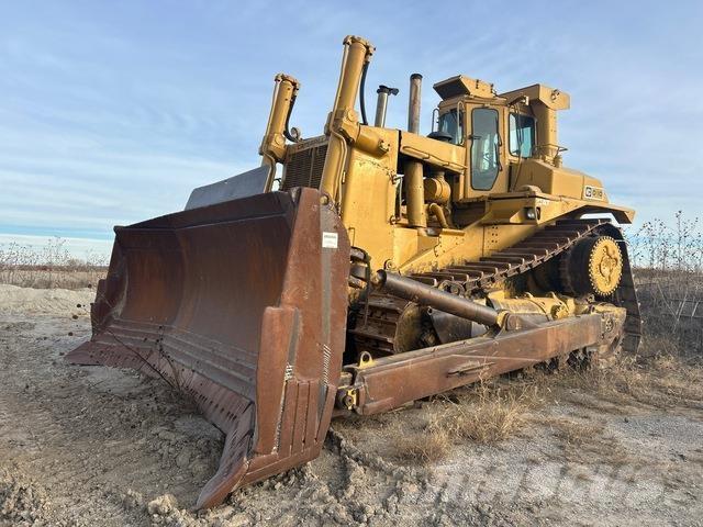 CAT D10 ブルドーザー