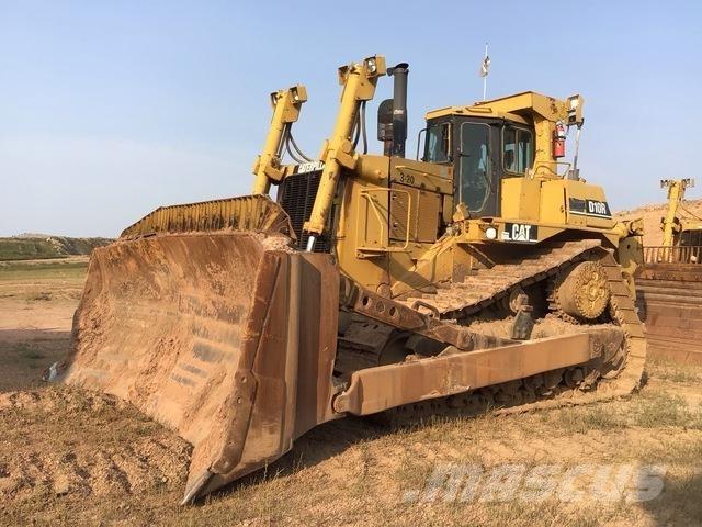 CAT D10R ブルドーザー