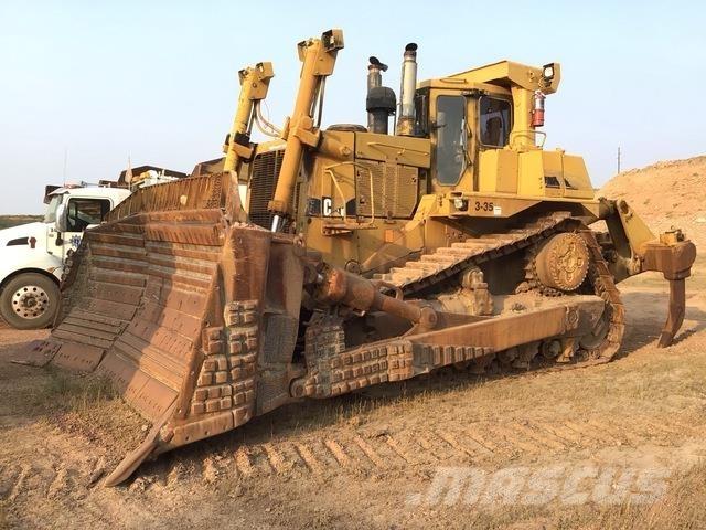 CAT D10R ブルドーザー