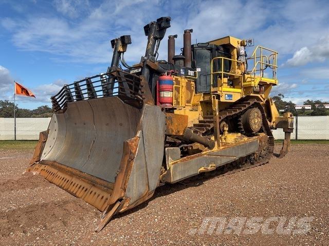 CAT D10T ブルドーザー