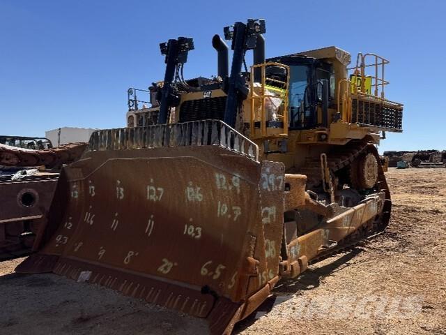 CAT D10T2 ブルドーザー