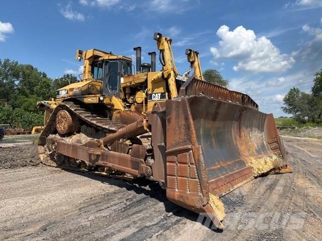 CAT D11R ブルドーザー