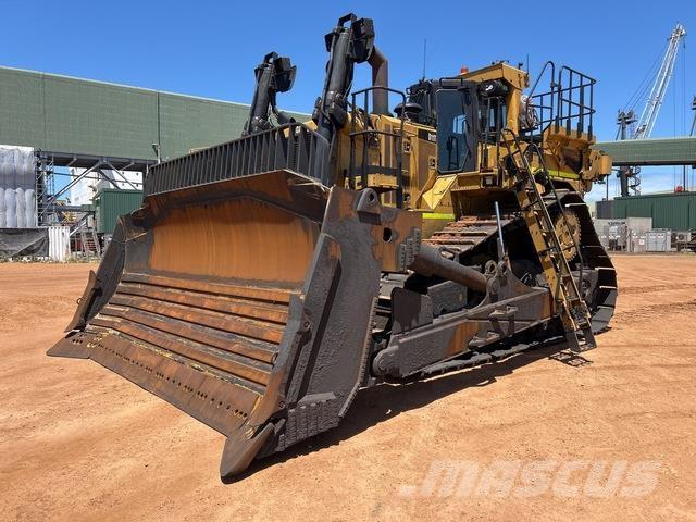 CAT D11T ブルドーザー