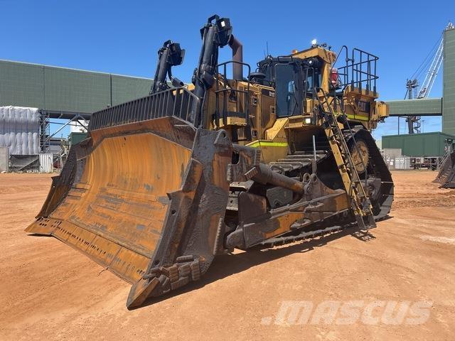 CAT D11T ブルドーザー