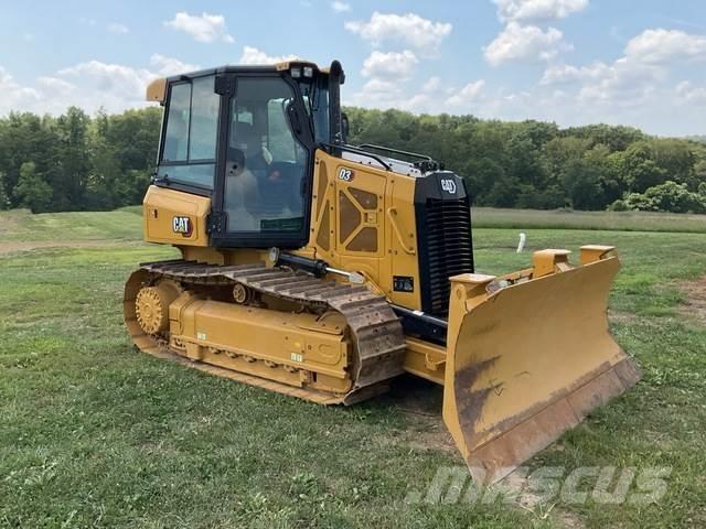 CAT D3 XL ブルドーザー