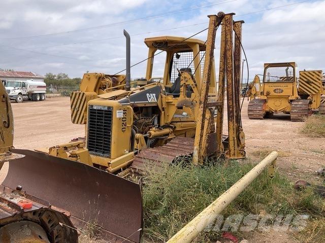 CAT D3G パイプレイヤー・ドーザー