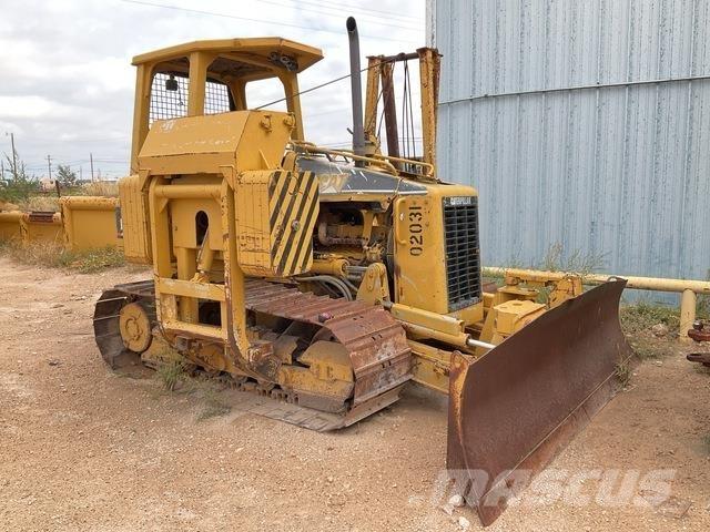 CAT D3G パイプレイヤー・ドーザー