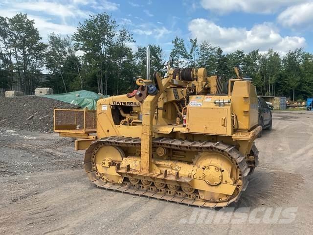 CAT D4E 20 パイプレイヤー・ドーザー