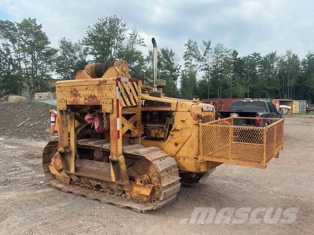 CAT D4E 20 パイプレイヤー・ドーザー