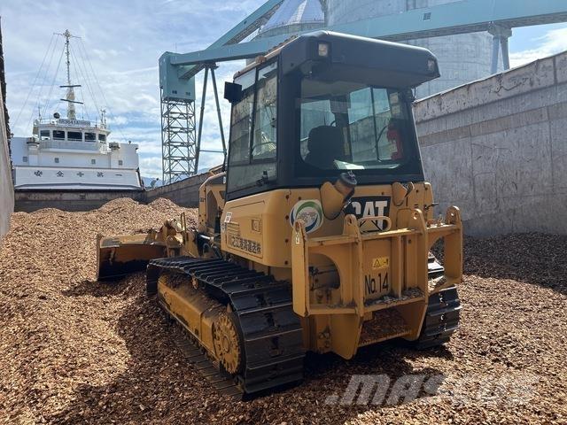CAT D4K LGP ブルドーザー