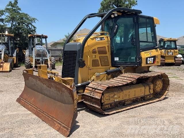 CAT D4K2 LGP ブルドーザー
