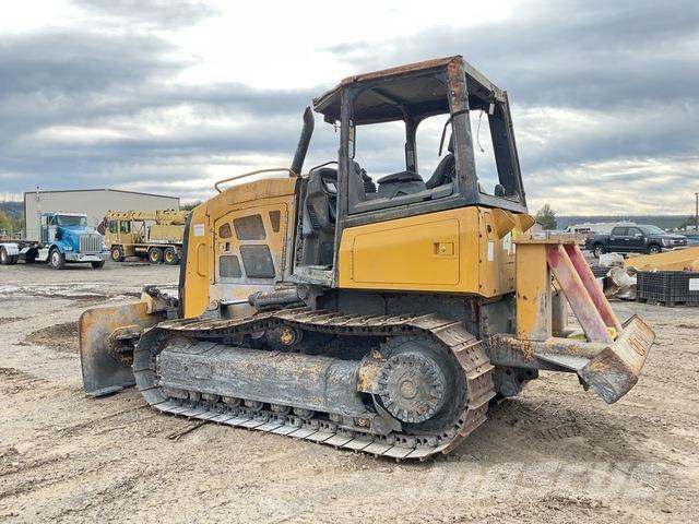 CAT D4K2 XL ブルドーザー