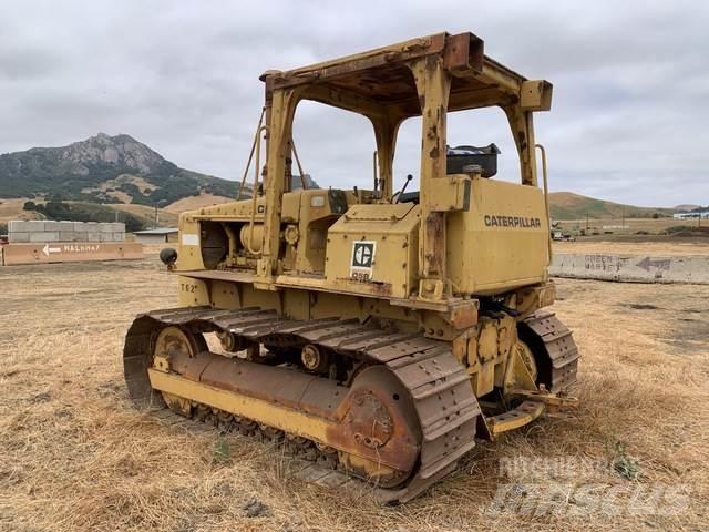 CAT D5B トラクター