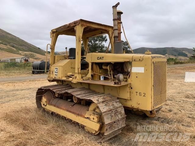 CAT D5B トラクター