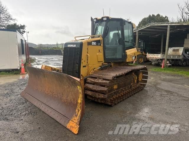 CAT D5K2 LGP ブルドーザー