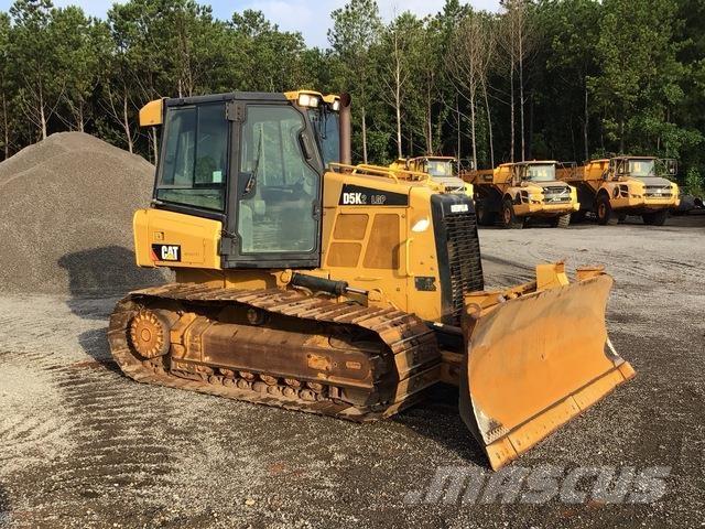 CAT D5K2 LGP ブルドーザー