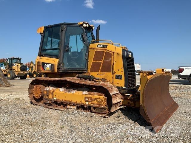 CAT D5K2 XL ブルドーザー