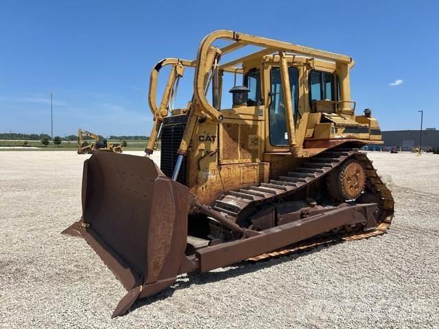 CAT D6H ブルドーザー