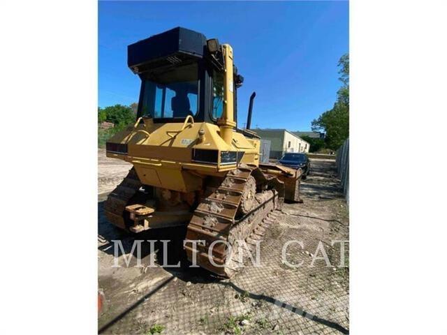 CAT D6M XL ブルドーザー