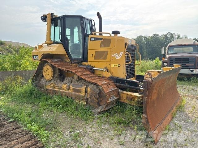 CAT D6N XL ブルドーザー