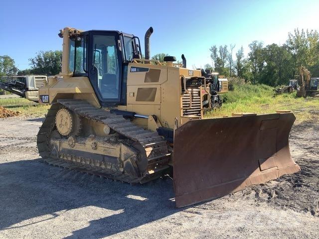 CAT D6N XL ブルドーザー