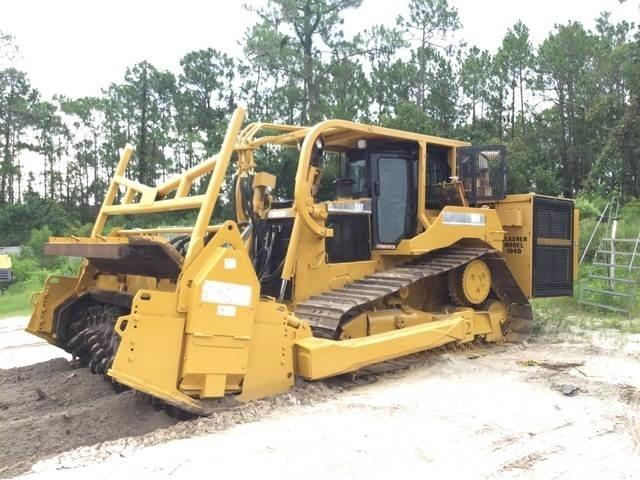 CAT D6R ブルドーザー