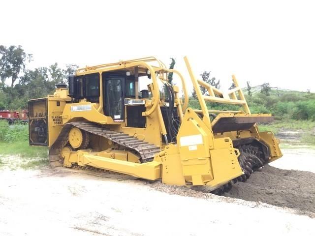 CAT D6R ブルドーザー