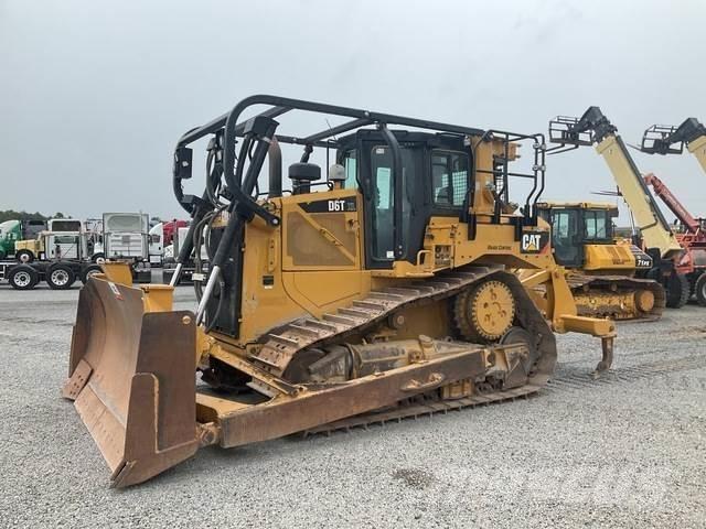 CAT D6T XL ブルドーザー