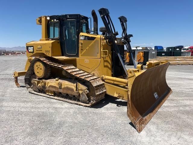 CAT D6T XL ブルドーザー