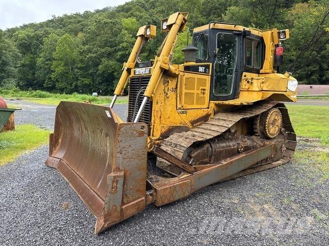 CAT D6T XL ブルドーザー