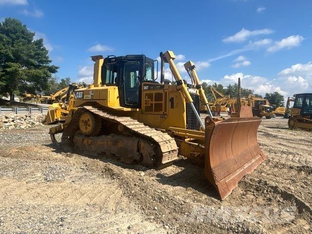 CAT D6T XW ブルドーザー