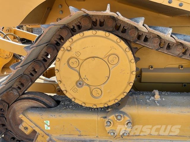 CAT D6XE LGP ブルドーザー