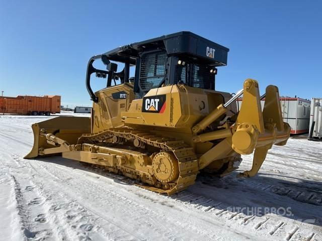 CAT D7E ブルドーザー