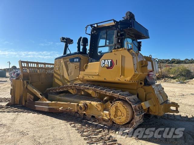 CAT D7E ブルドーザー