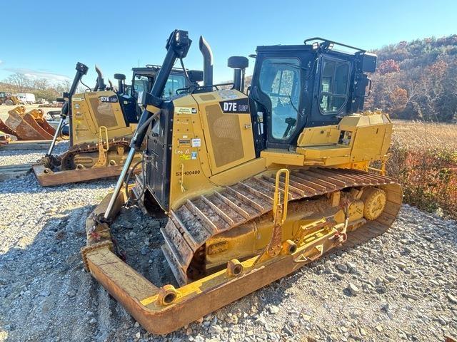 CAT D7E LGP ブルドーザー