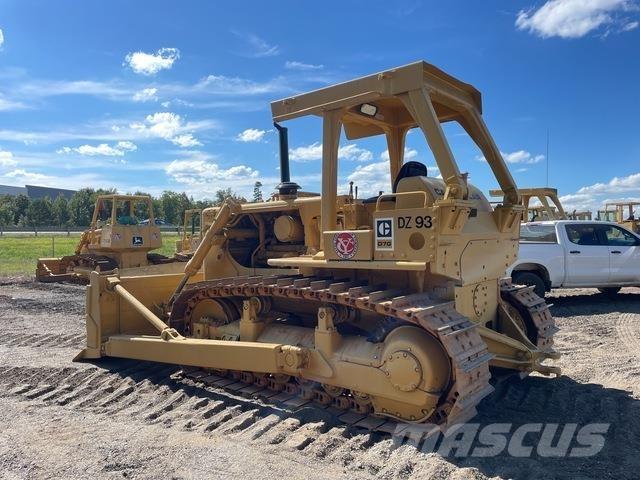 CAT D7G ブルドーザー