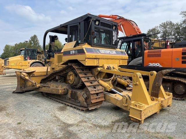CAT D7R ブルドーザー