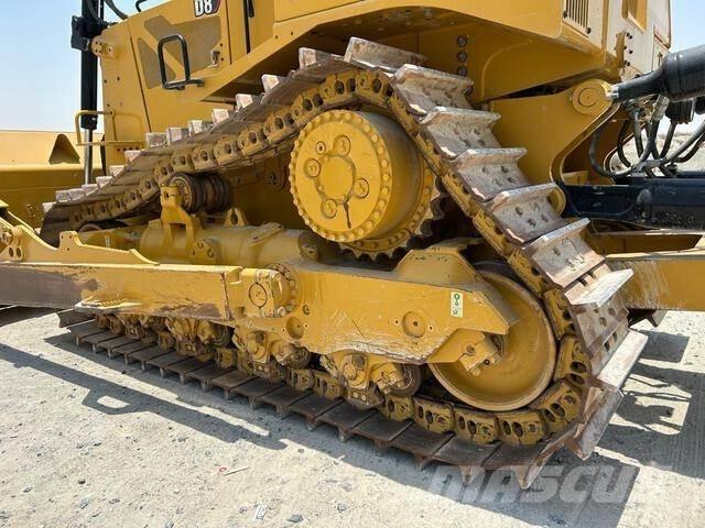 CAT D8 ブルドーザー
