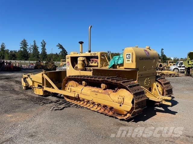 CAT D8 ブルドーザー