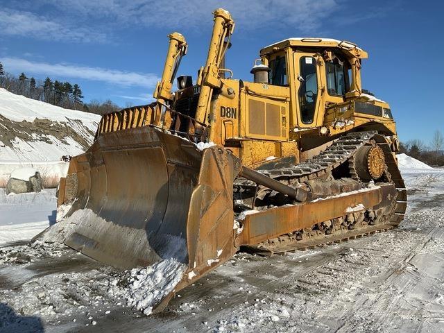 CAT D8 ブルドーザー