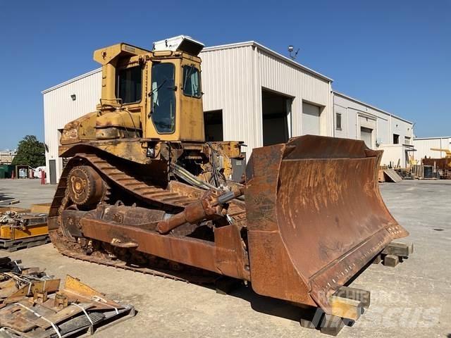 CAT D8L ブルドーザー