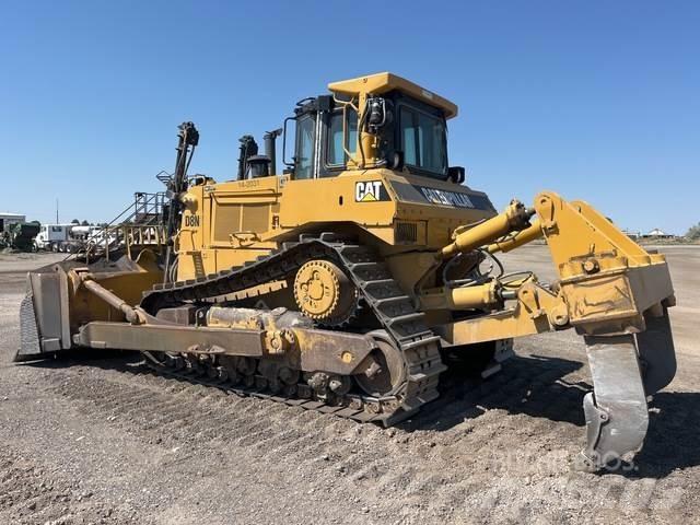 CAT D8N ブルドーザー