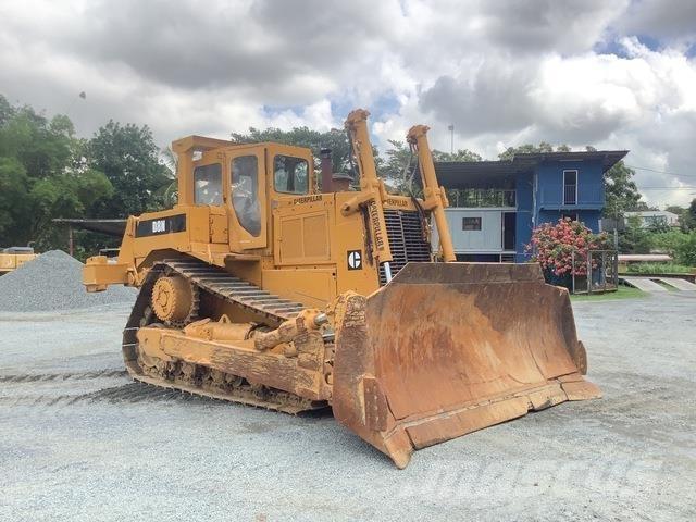 CAT D8N ブルドーザー