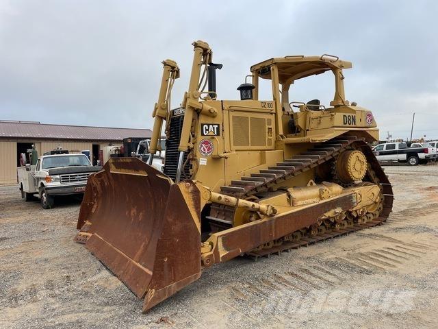 CAT D8N ブルドーザー