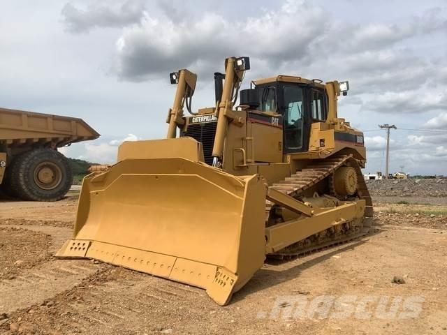 CAT D8R ブルドーザー