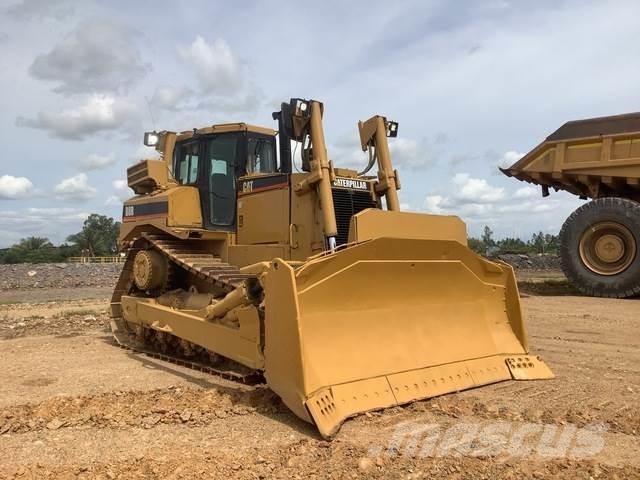 CAT D8R ブルドーザー
