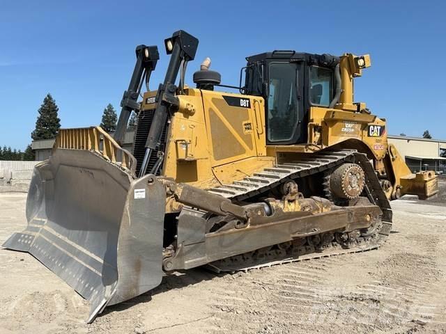 CAT D8T ブルドーザー