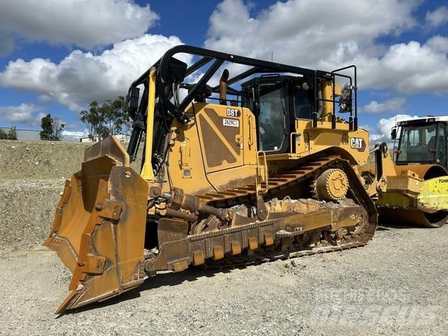 CAT D8T ブルドーザー